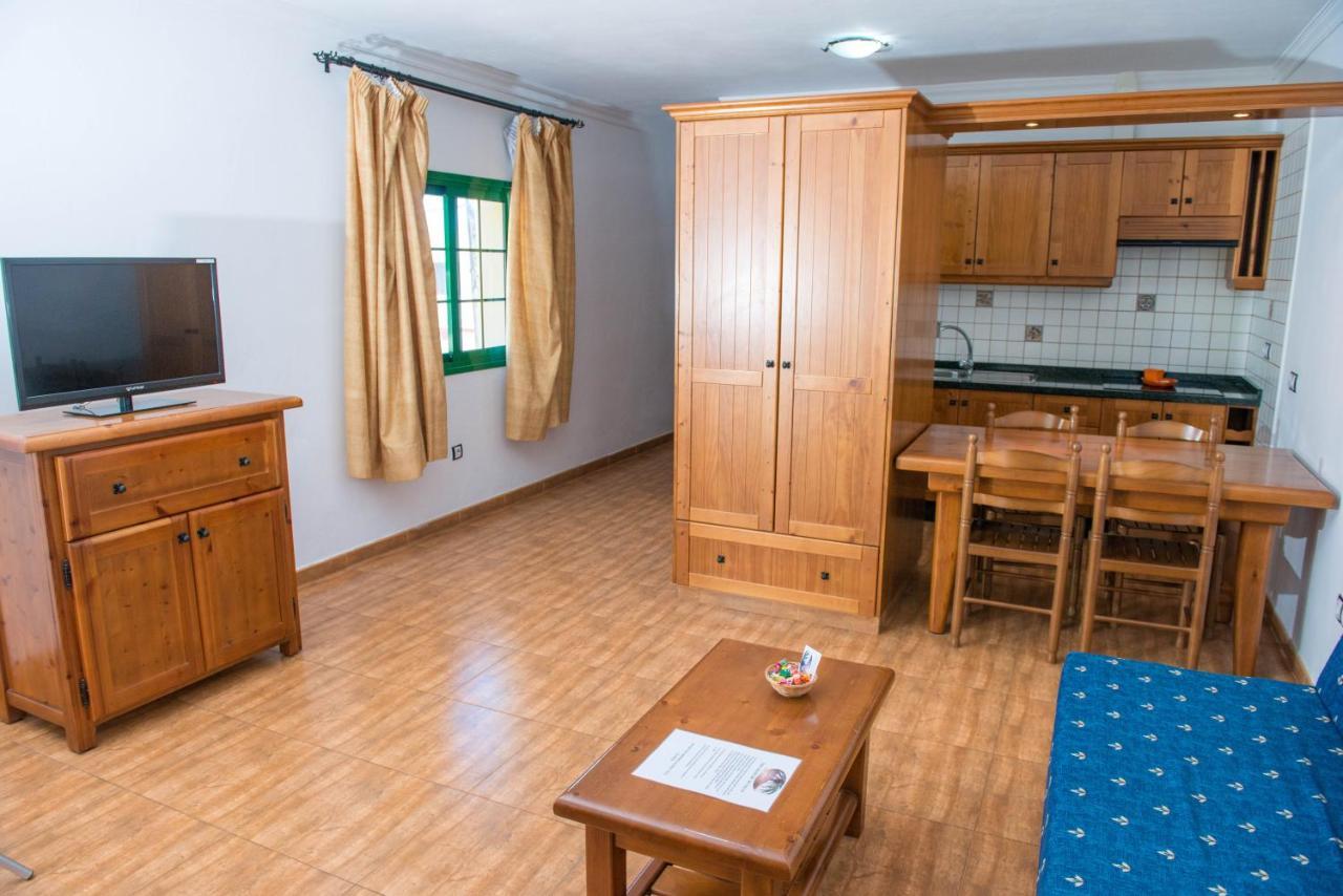 Apartamentos La Palmera ฟรอนเตรา ภายนอก รูปภาพ